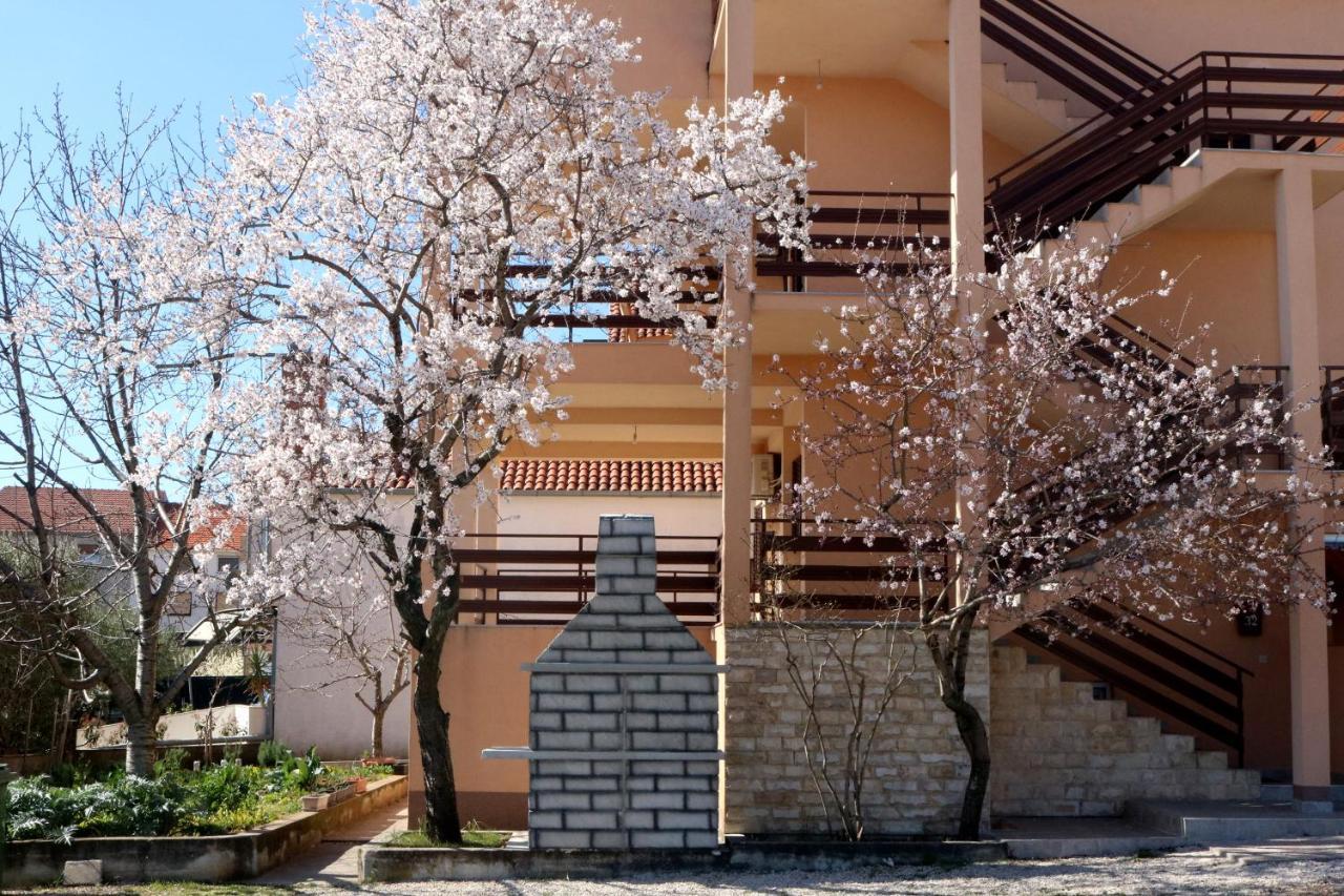 Apartment Lucija Zadar Exterior foto